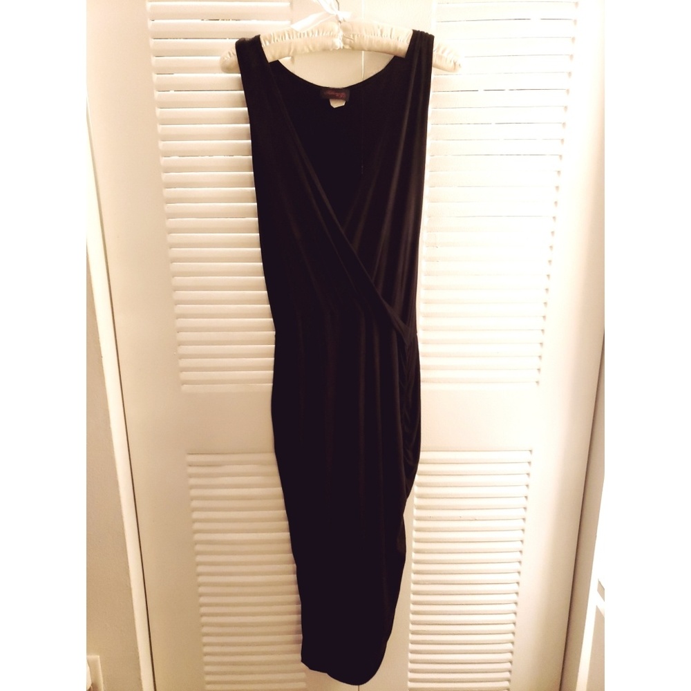 BLACK STRETCHY DRESS